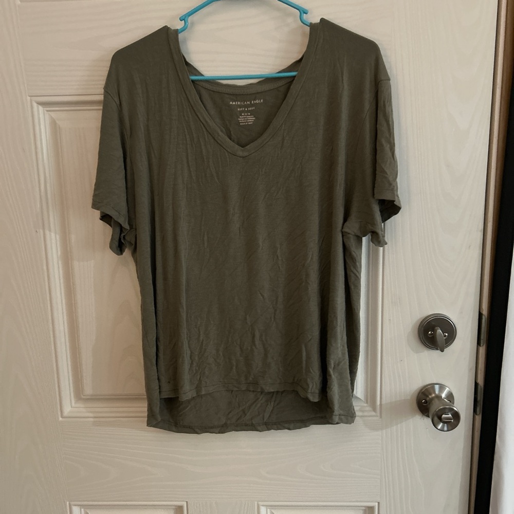 American Eagle Outfitters Green Relaxed Short Sleeve T-Shirt